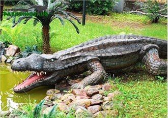 สัตว์ขนาดชีวิตที่สมจริงสําหรับสวนสาธารณะ